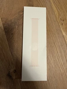 Genuine Apple Watch Silicon Solo Loop 42mm size 2 Light Blush - Photo 1 sur 3