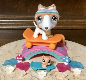 Authentic Littlest Pet Shop Rare #1095 Bull Terrier w/ Tiny French Bulldog🐾 - Picture 1 of 12