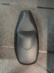 Original Piaggio Sitzbank beheizt MP3 400 / 530 HPE Sattel Sitz Seat 1B010984 - Bild 1 von 2