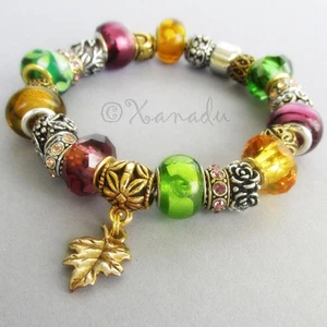 Pulseras con dijes europeos dorados otoño con cuentas verdes, púrpuras y dorados - Imagen 1 de 9