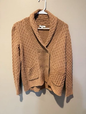Cárdigan tejido con cable texturizado Madewell suéter cápsula bronceado cierre frontal a presión N Foto 1 de 4