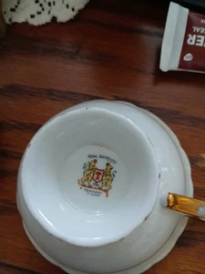 vintage cups and saucers lot - Picture 1 of 3