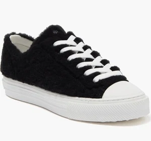 STUART WEITZMAN Ollie Chill Genuine Shearling Sneaker Size 4.5B Black Low Top - Picture 1 of 14