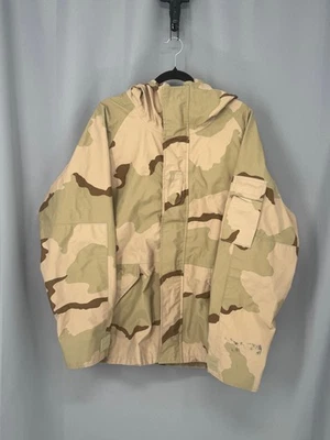 USGI Parka Mens Large Regular Desert Camo Cold Weather Hooded ECWCS Jacket - Image 1 of 4
