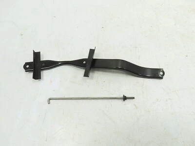 Lexus NX200t NX300 amarre, soporte de correa de batería Foto 1 de 2