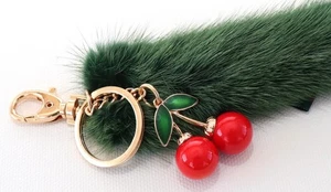 Portachiavi Peluche Ciliegie In Visone Con Moschettone Borsa Gioielli Oro Verde - Picture 1 of 4