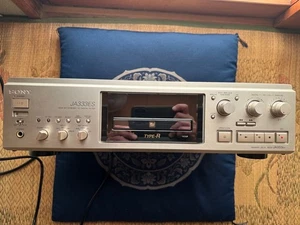 SONY MDS-JA333ES MD Deck Recorder Player Type-R ATRAC DSP ES Series W/ Remote - Picture 1 of 18