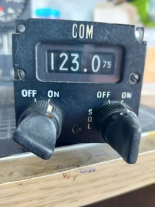 Aircraft Radio Com Selector - Picture 1 of 3