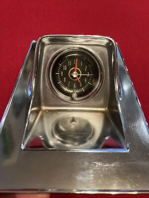 Chevrolet Camaro RS SS Z28 1968 1969 reloj consola Foto 1 de 4