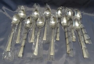 Cubiertos de acero inoxidable Ekco Eterna Japón/Corea 12 cucharas soperas cantina - Nuevo de Lote Antiguo - Imagen 1 de 3