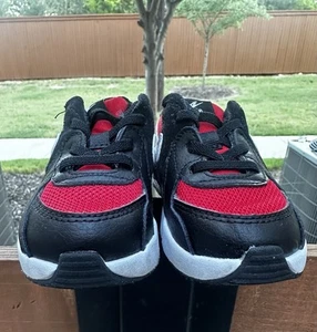 Nike Air Max 90 Toddler Size 6c, Red/Black - Picture 1 of 4