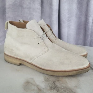 Common Projects Suded Crepe Gummisohle Chukka Stiefel Herren Gr. 45/12 Beige - Bild 1 von 16