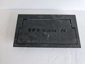Vintage Cast Iron Ash Dump Door H.P.W. Hamburg Pennsylvania PA 4.5" X 9" - Picture 1 of 6