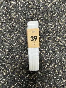 Nike 39" White Oval Shoelaces 39 Inch Official Shoelaces - Bild 1 von 1