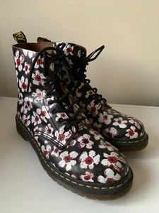 Doc Dr Martens 1460 Pascal 8UK (10 Female) Pansy Floral Leather Boots - Picture 1 of 14