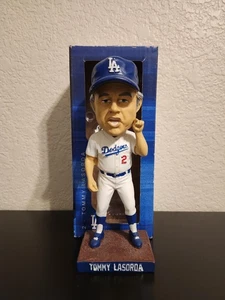 2019 Los Angeles Dodgers Tommy Lasorda Bobblehead SGA - Picture 1 of 6