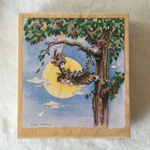 Gary Patterson 90101 Mount Rubber Stamp The Hang-Out Cat & Birds Mouse in Tree - Picture 1 of 2