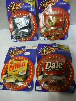 NASCAR DALE WONHARDT NILLA WAFERS TAZ GOODWRENCH 1:64 CAPUCHA DE CARRERA FUNDIDA A PRESIÓN X9-11 Foto 1 de 4