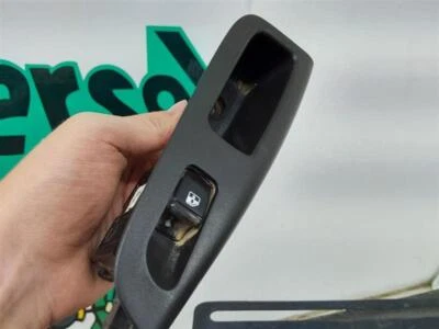2000 Daewoo Nubira Rear Driver Window Switch  - Image 1 of 2