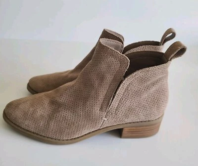 Dolce Vita Ankle Bootie 6.5 M Chelsea Tivon Taupe Suede Perforated Low Heel - Image 1 of 4