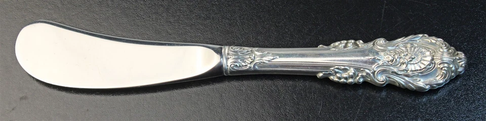 SPECIAL ON 2 Wallace Sir Christopher Sterling Handled Butter Knives Paddle Blade - Image 1 of 1