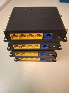 4 STÜCK Wi-Fi Router We826 - Bild 1 von 5