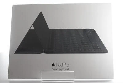 Apple A1772 Smart Keyboard for iPAD Pro 9.7" - US Layout (MM2L2AM/A) - Image 1 of 2