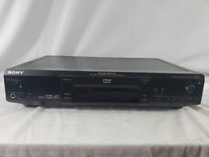 Sony DVP-S530D Single Disc CD DVD Player 10 bit 5.1 -No Remote -Works -Free Ship - Picture 1 of 8