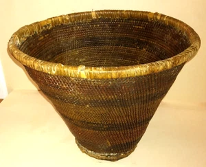Antique African Hand Woven Conical Basket w/Animal Hide Base -Kuba Tribe 19th C. - Picture 1 of 8