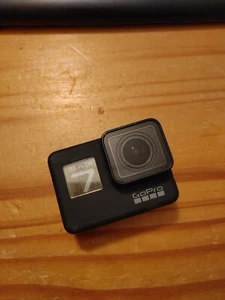 GoPro Hero 7 Black Used Excellent Condition - Picture 1 of 3