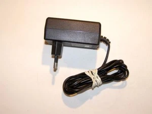 Original LG Netzteil WA-24I12FG 12V 2A Power Supply - Zdjęcie 1 z 3