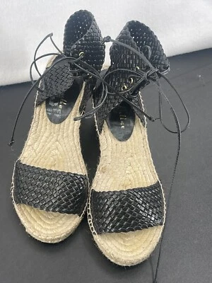 BETTYE MULLER 女式皮革绑带鞋楔形凉鞋 尺寸 39 黑色 3 英寸 — 第 1/4 张图片