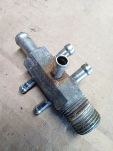 92-96 Ford F350 7.5 Intake Vacuum Fitting Tree Bbf 460 E350 F250 - Picture 1 of 7