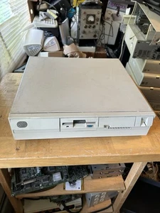 Vintage IBM Personal System/2 PS/2 Model 55SX powers up errors - Afbeelding 1 van 19