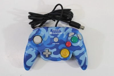 Mando HORI Pad Cube Nintendo Gamecube Azul Camuflaje GC T3 Japón GO990 FUNCIONANDO Foto 1 de 4