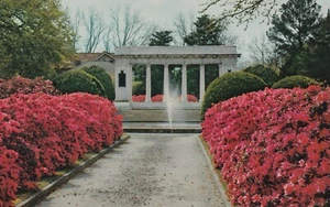 Soldiers and Sailors Memorial Park, Mobile, Alabama --POSTCARD - Picture 1 of 2