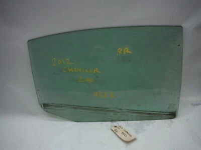 Chrysler 200 2012 sedán pasajero puerta trasera derecha ventana de vidrio fabricante de equipos originales 2011-2014 Foto 1 de 4