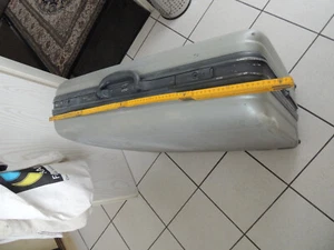 Großer stabiler Koffer mit Gebrauchsspuren - Bild 1 von 10