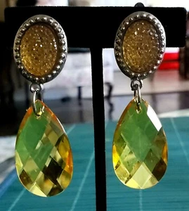 1960'S DANGLING CLIP EARRINGS FACETED ACRYLIC - Picture 1 of 5