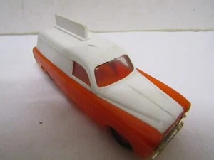 ancienne voiture miniature 403 pupier chocolat - Foto 1 di 6