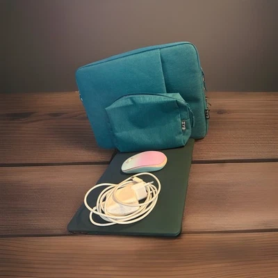 MacBook Air 13" Retina (2019) - Core i5 1.6 GHz SSD 256 - 8GB - QWERTZ - Deutsch - Bild 1 von 4