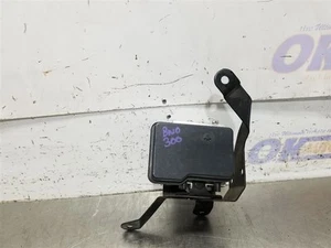 03 2003 TOYOTA TACOMA OEM ANTI LOCK BRAKE PART ACTUATOR AND PUMP ASSEMBLY 3.4L - Picture 1 of 12