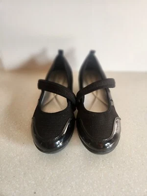 Laura Ashley women  shoes,size 6.5M,black textile ballet flat - Image 1 of 4