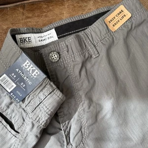 Neu BKE Shorts Herren Größe 34 grau sportliche Passform Cole Chino Shorts Taschen Etikett - Bild 1 von 17