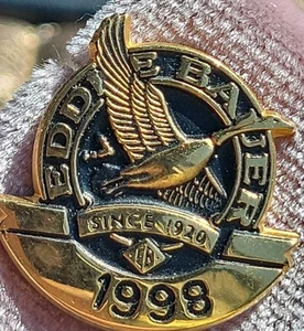 Spilla cravatta pubblicità Eddie Bauer Sporting Co. premio servizio dipendenti - Foto 1 di 4