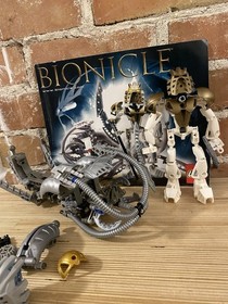 Lego Bionicle - 8596 - Takanuva with instructions - Incomplete