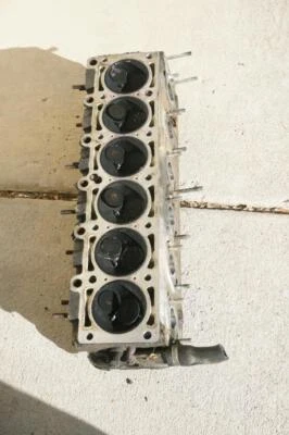 OEM BMW E30 M20B27 2.7l Cylinder Head 84-87 325e 528e - Image 1 of 4