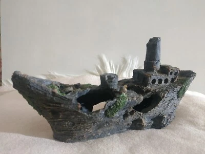Antiques An antique in the shape of an old ship, handcrafted Made of black resin - Image 1 of 4