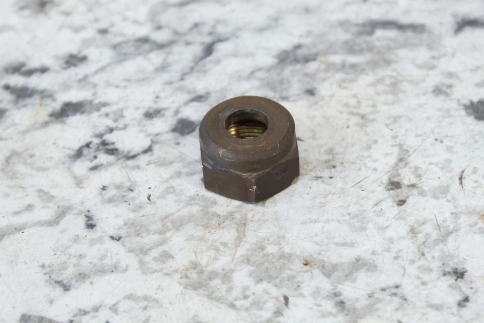 1995 KAWASAKI JET SKI 750 SX porca de cabo de direção 92015-526 - Imagem 1 de 4