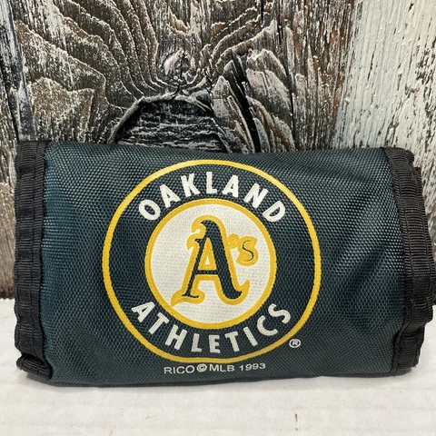 Vintage 1993 Oakland A's Athletics Green Nylon Tri-fold Wallet New Cover